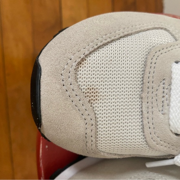 New Balance 574 Core women’s size 10 sneaker - Picture 4 of 9